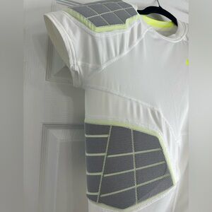 NIKE Pro Combat Hyperstrong 3.0 Compression 4 Pad White Football Shirt Mens XL